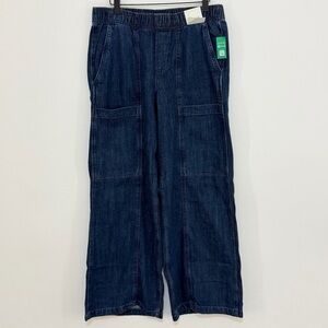 GAP Women's Mid Rise Easy Jean Size Small